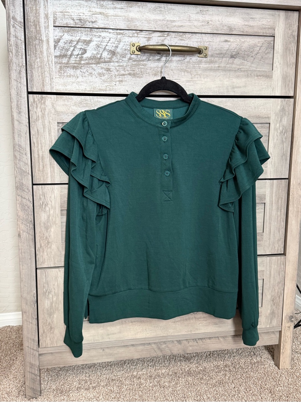 SSYS The Libby Long Sleeve Ruffled Shoulder Top - Dark Green - Picture 4 of 10